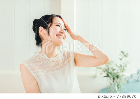 頭痛・発熱が治った女性 77389670