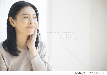 女性 ビューティー ヘアケア 女性 ビューティー ヘアケア 77396667