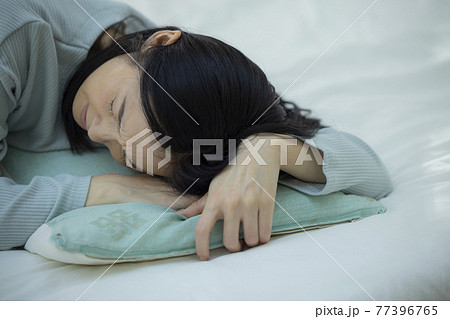 睡眠イメージ 77396765