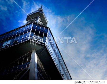 名古屋栄の MIRAI TOWERを下から見上げると 77401453