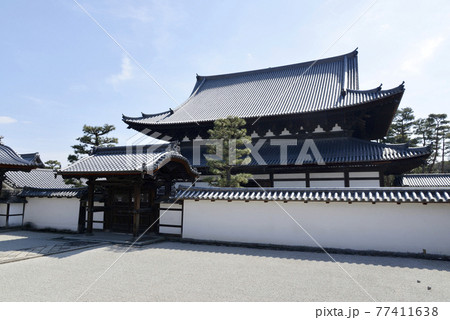 相国寺　方丈から見る法堂　京都市 77411638