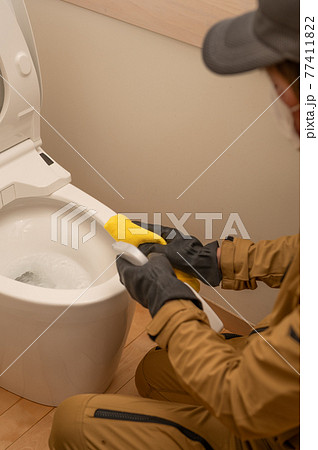 専門業者によるトイレクリーニング 専門業者によるトイレクリーニング 77411822