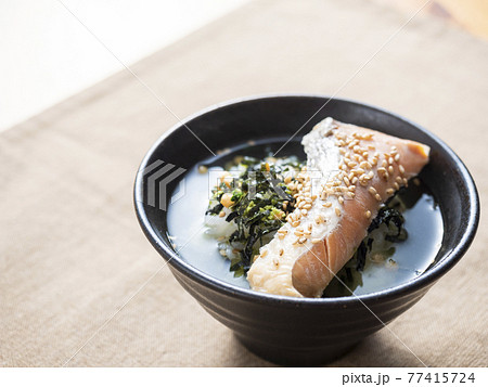 鮭茶漬け 77415724