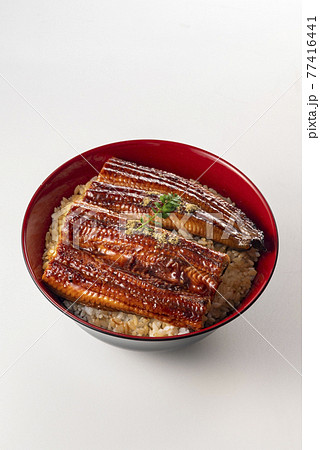 鰻丼　うなぎの蒲焼　鰻 77416441