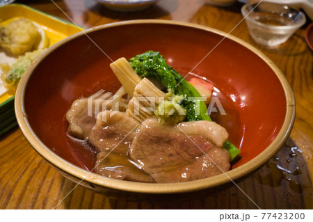 金沢の人気居酒屋で食べた料理 77423200