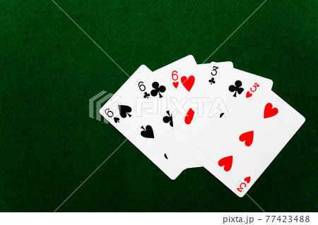 フルハウス　ポーカー 77423488