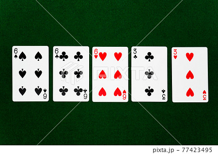 フルハウス　ポーカー 77423495
