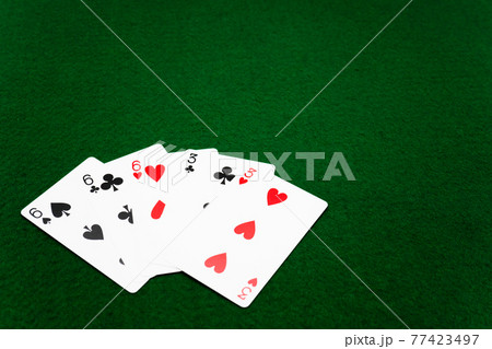 フルハウス　ポーカー 77423497