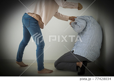 夫婦喧嘩 逆DV 暴力 夫婦喧嘩 逆DV 暴力 77428034