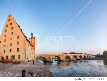 Stone Bridge over Danube river at Regensburg Bavaria Germany Stone Bridge over Danube river at Regensburg Bavaria Germany 77430114