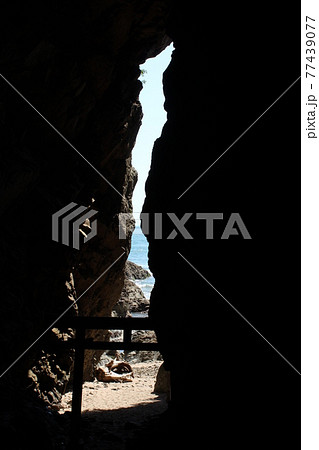 鵜戸神社 昇り龍の洞窟 鵜戸神社 昇り龍の洞窟 77439077