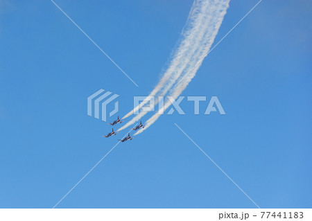 イタリア空軍アクロバットチーム「フレッチェ・トリコローリ」ダイヤモンド隊形 77441183
