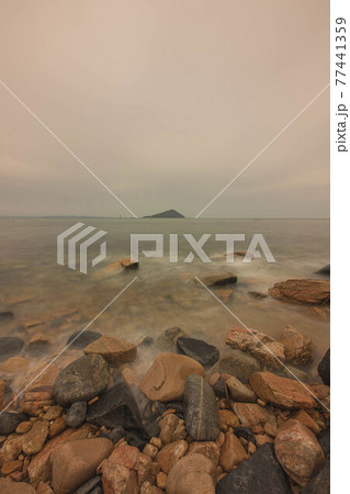 海岸沿いの風景 77441359