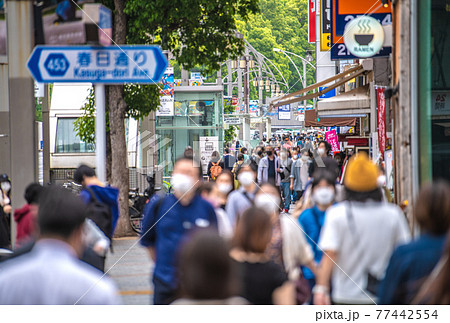 日本の東京都市景観 3度目の宣言下。百貨店などが休業しても、人流の抑制からは遠い…=5月8日、上野 日本の東京都市景観 3度目の宣言下。百貨店などが休業しても、人流の抑制からは遠い…=5月8日、上野 77442554