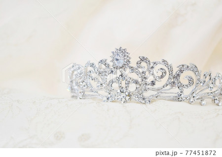 花嫁のティアラ 77451872