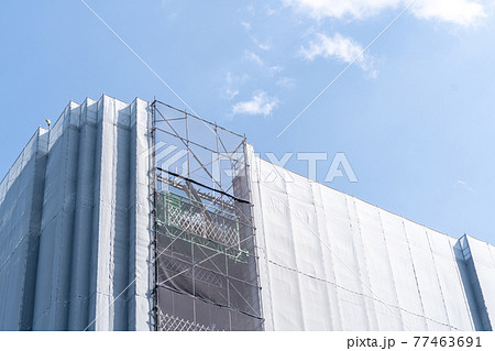 建設現場　足場　飛散防止メッシュシート 77463691