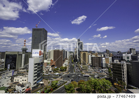 岡山市役所から市役所筋を望む　岡山県岡山市 77467409