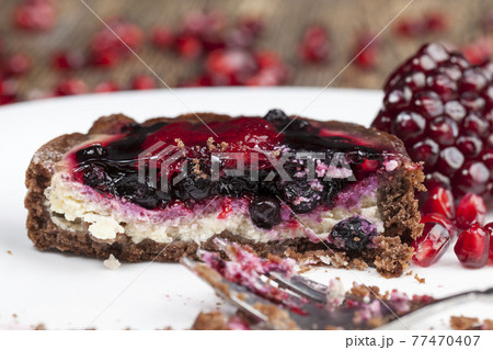 dessert of baked tartlets 77470407