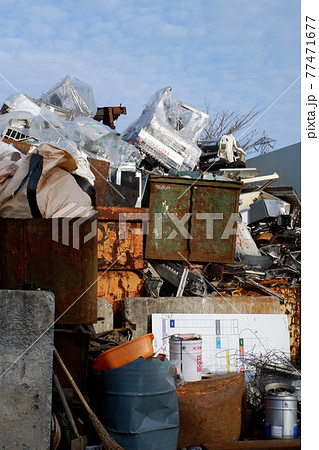 スクラップ置き場 スクラップ置き場 77471677