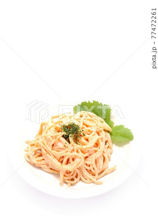 サラスパ スパゲッティを使ったサラダ パスタ 明るい背景 サラスパ スパゲッティを使ったサラダ パスタ 明るい背景 77472261