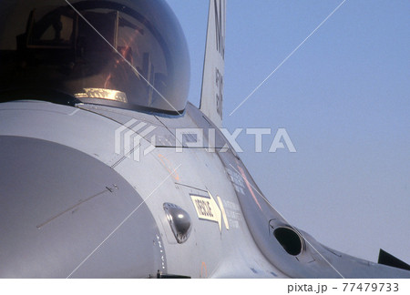 F16コクピット 77479733