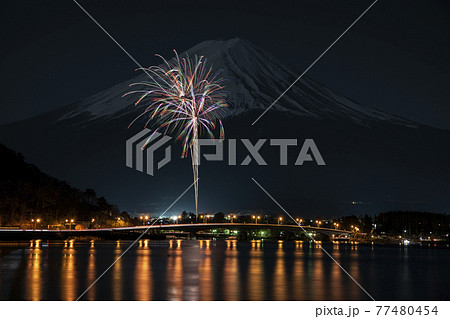 河口湖冬花火 77480454
