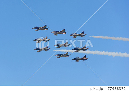 イタリア空軍アクロバットチーム「フレッチェ・トリコローリ」ダイヤモンド隊形 77488372