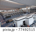 羽田空港国際線ターミナルチェックインカウンター 77492515