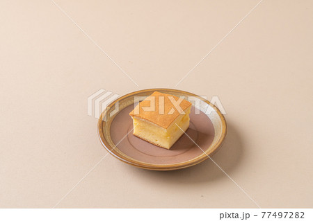 Japanese Cotton Soft Sponge Cake 77497282