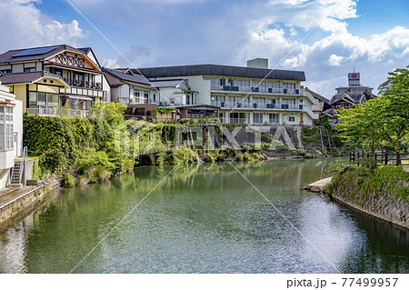佐賀県　嬉野市｜嬉野温泉の町並み 77499957