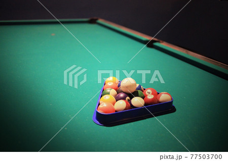 ハチ たらい 盆地 77503700