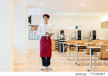 食堂の店員 撮影協力「LINK FOREST」 食堂の店員 撮影協力「LINK FOREST」 77506967
