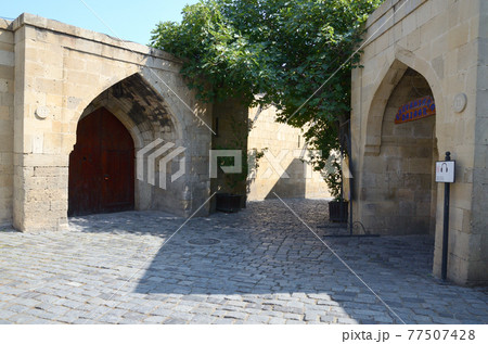 Details and streets of old Baku in Azerbaijan 77507428