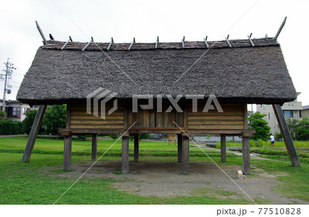 登呂遺跡の高床式倉庫 登呂遺跡の高床式倉庫 77510828