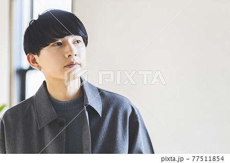 男性　ポートレート 77511854