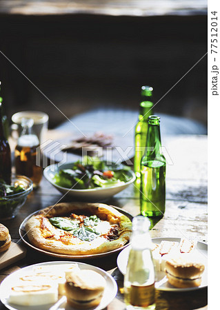 ホームパーティー　料理 77512014