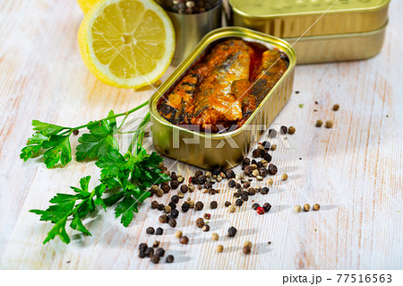 Canned spicy sardines Canned spicy sardines 77516563