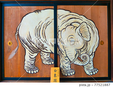 京都、相国寺方丈の杉戸絵 77521887