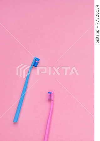Teeth hygiene and oral care products flatlay Teeth hygiene and oral care products flatlay 77526154
