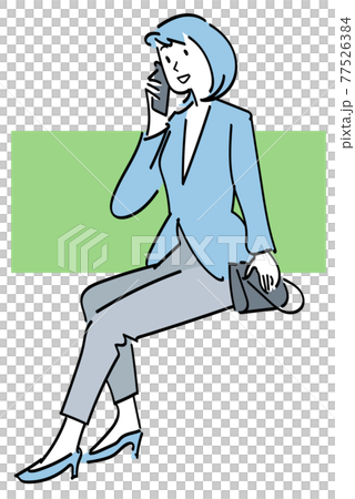 辦公室女士坐在智能手機上聊天 辦公室女士坐在智能手機上聊天 77526384