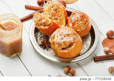 Baked stuffed persimmon 77528048