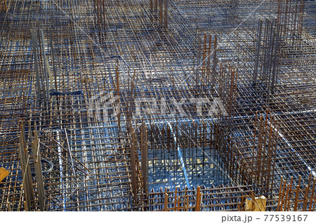 Reinforced concrete construction. 77539167
