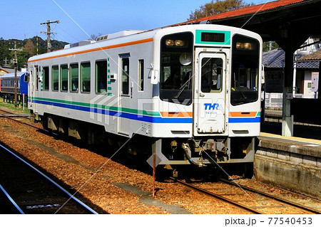 天浜線・天竜二俣駅に停車するTH2100形 77540453