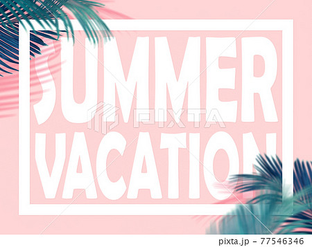 夏休みをイメージした素材 - 複数のバリエーションがあります 77546346