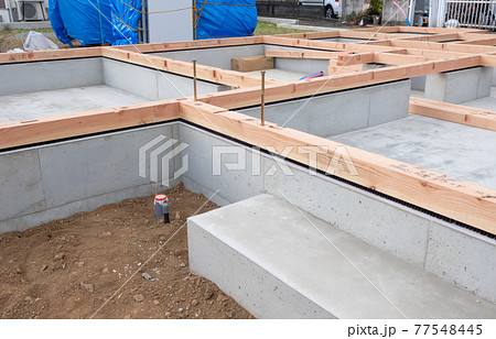 住宅の基礎工事 ベタ基礎 住宅の基礎工事 ベタ基礎 77548445