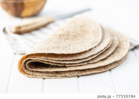 Whole grain tortilla wraps 77550784