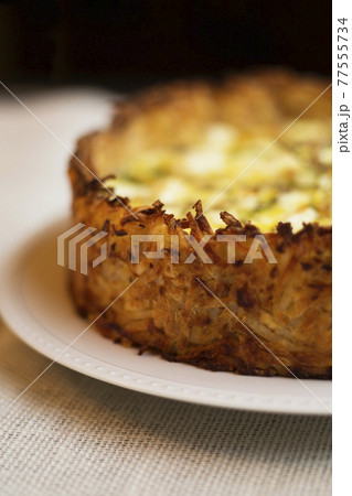 Detail of quiche made with eggs, asparagus, paprika and thyme Detail of quiche made with eggs, asparagus, paprika and thyme 77555734