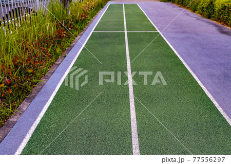 まっすぐなレーストラック まっすぐなレーストラック 77556297
