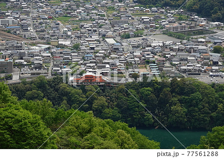 西山展望台から望む池田の街並み 77561288
