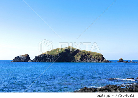 海 海岸 灯台 77564632